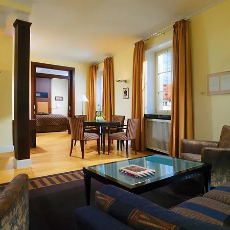 Elephant Weimar, Autograph Collection Hotel 5*