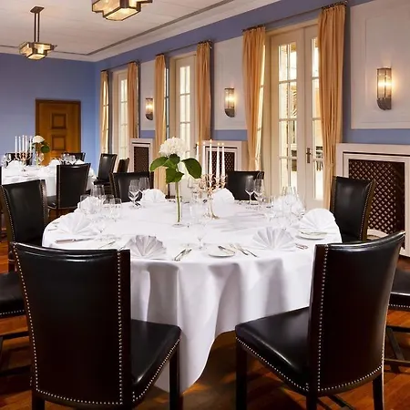 Elephant Weimar, Autograph Collection 5*