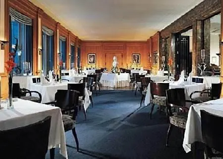 Otel Elephant Weimar, Autograph Collection 5*