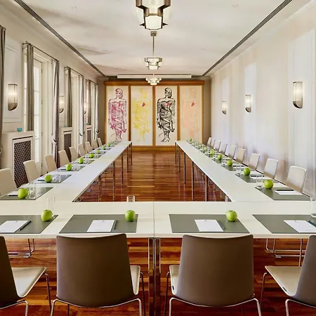 Elephant Weimar, Autograph Collection Weimar (Thuringia)