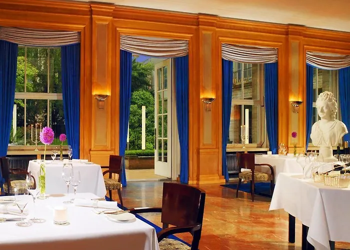 Elephant Weimar, Autograph Collection Otel