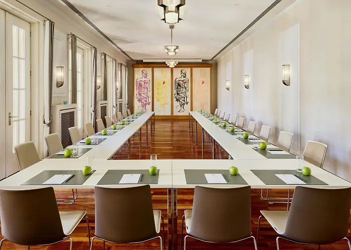 Elephant Weimar, Autograph Collection Weimar (Thuringia)