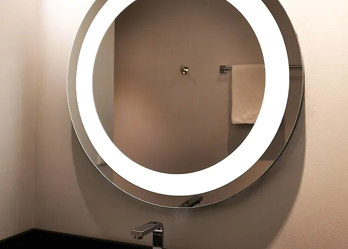 Elephant Weimar, Autograph Collection